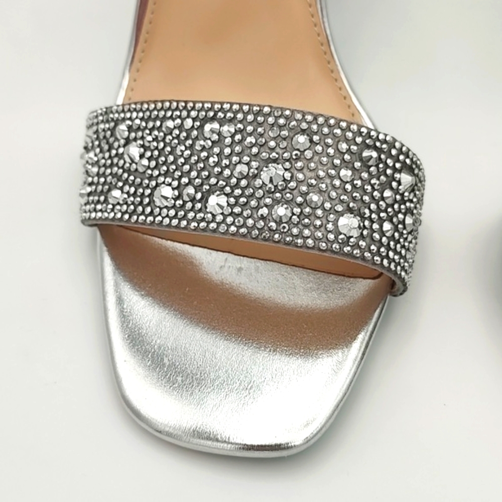 Betsey Johnson Silver Rhinestone Rina Heels 8.5 New - Picture 6 of 15